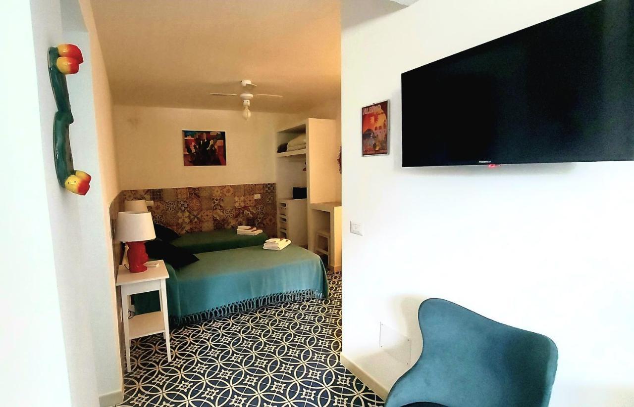 Vfh Villa Flavia Eco B&B - 50 Metri Dal Mare Santa Flavia Eksteriør billede