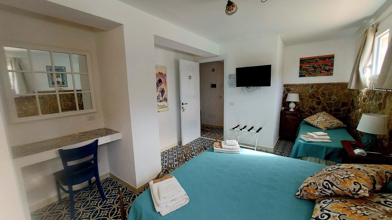 Vfh Villa Flavia Eco B&B - 50 Metri Dal Mare Santa Flavia Eksteriør billede