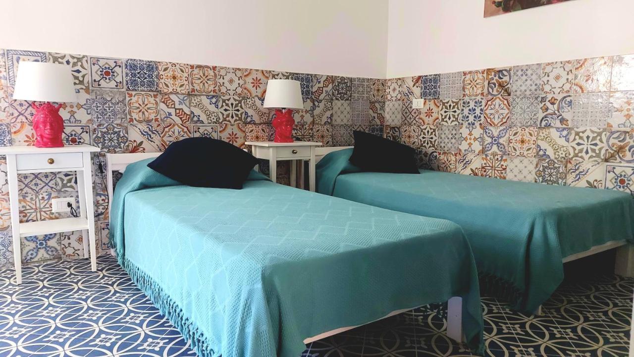 Vfh Villa Flavia Eco B&B - 50 Metri Dal Mare Santa Flavia Eksteriør billede