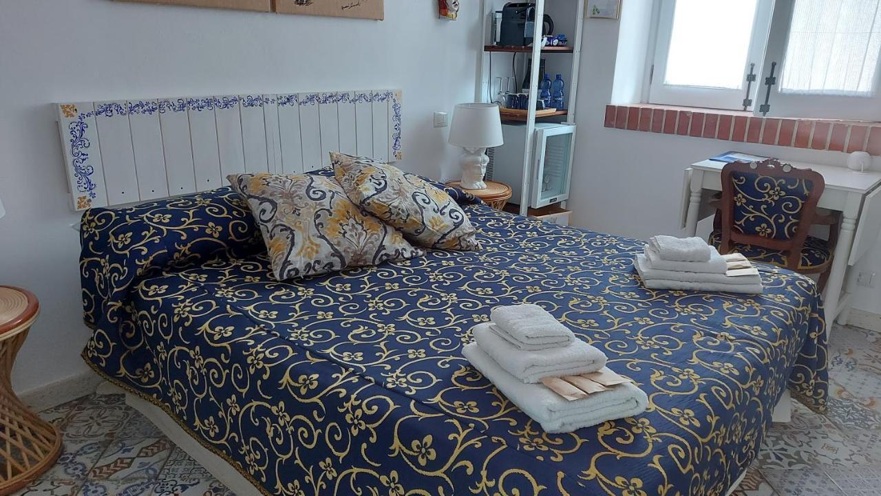 Vfh Villa Flavia Eco B&B - 50 Metri Dal Mare Santa Flavia Eksteriør billede
